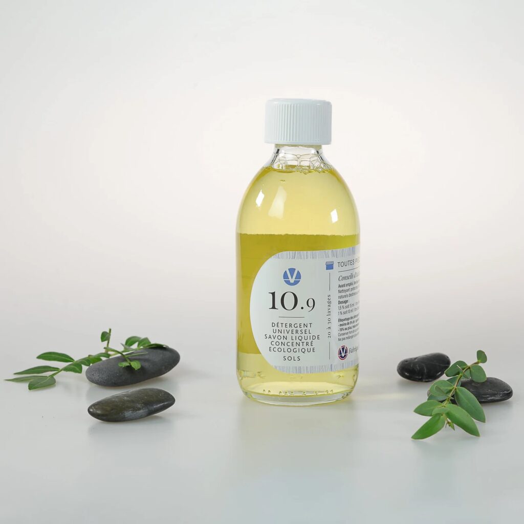Détergent universel savon liquide concentré écologique sols